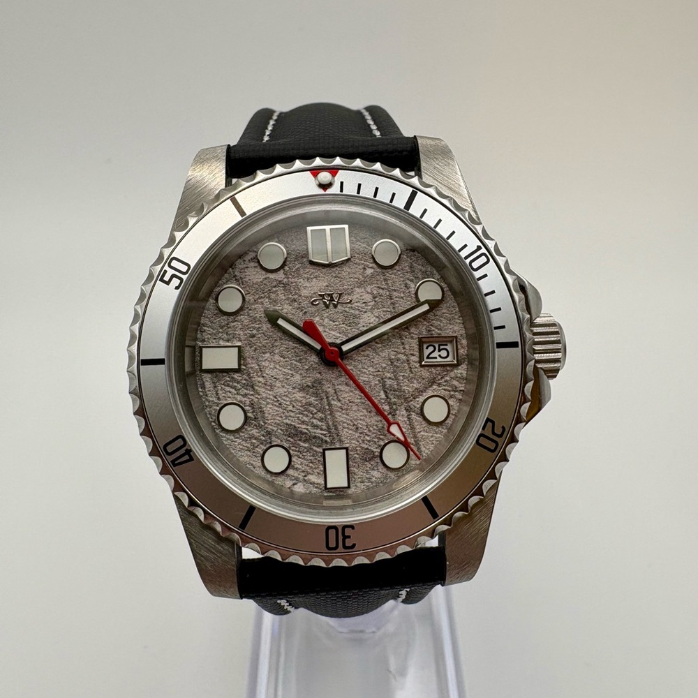 Men’s Automatic Meteorite Dial Dive Watch
